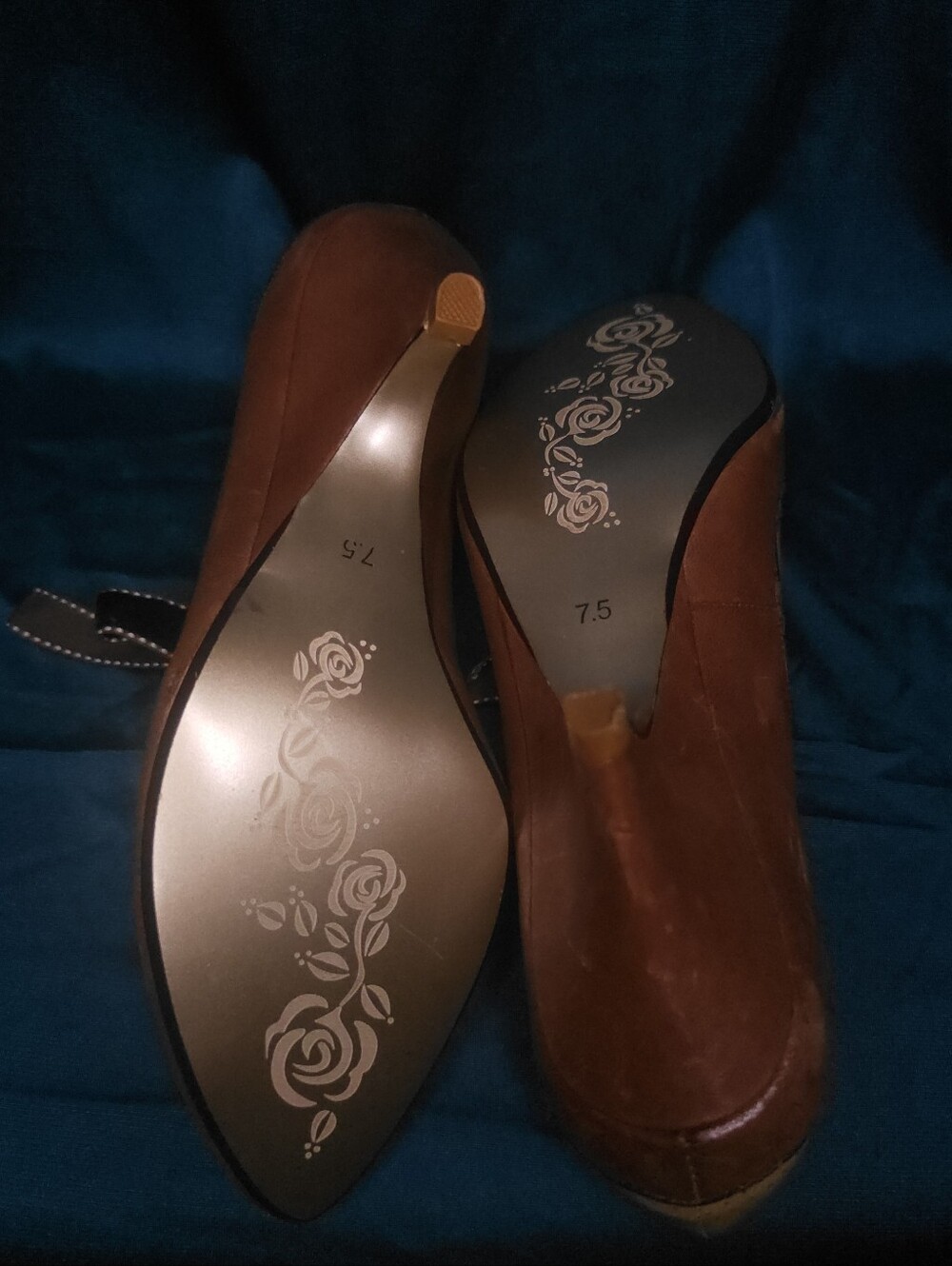 Poetic License Two-Tone Brown and Cream Retro Lace-Up Heels - Picture 7 of 7